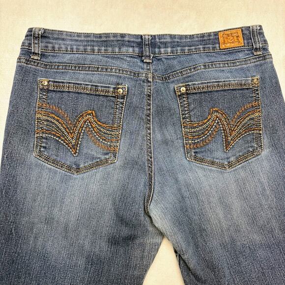 LEI Low Rise Bootcut Jeans Womens Y2K Stretch Denim Embroidered Pockets 13 SHORT - Picture 4 of 13